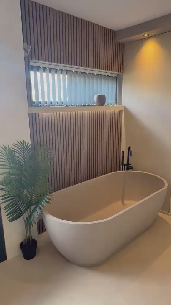 Load video: Arden freestanding Bath